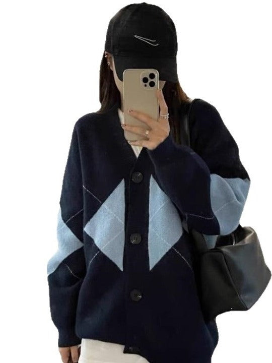 The Argyle Cardigan in navy