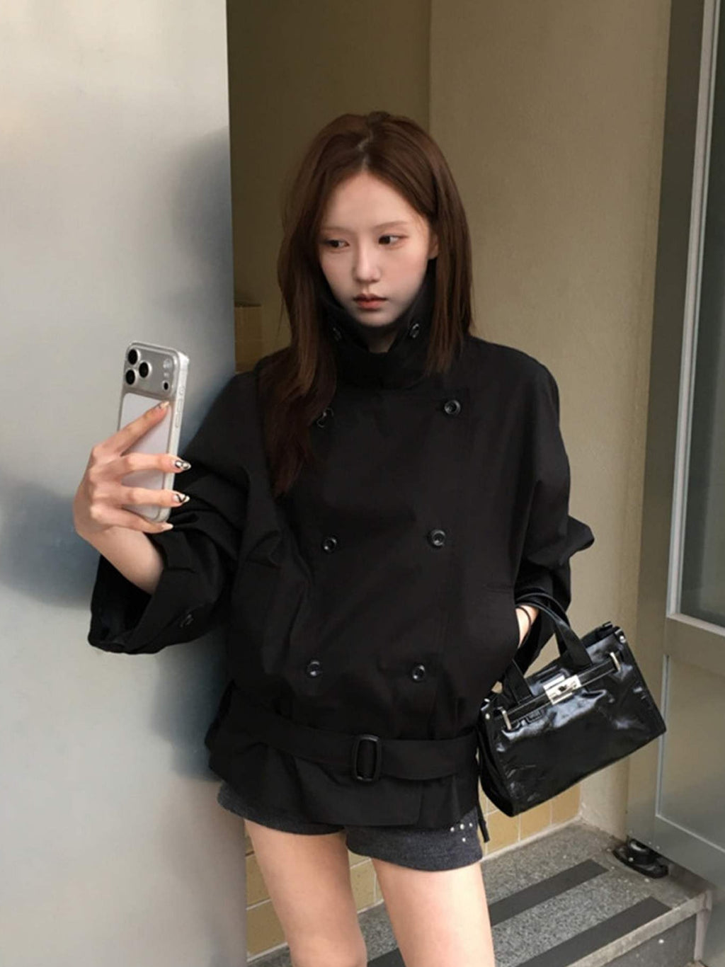 The Mini Trench in black