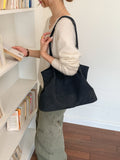 The Bloom Tote in black