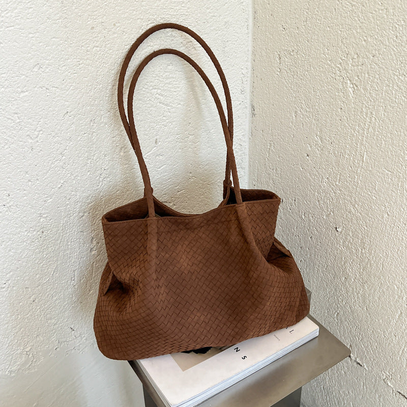 The Bloom Tote in tan